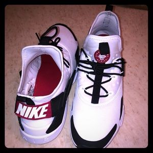 Nike Air Huarache Sneakers